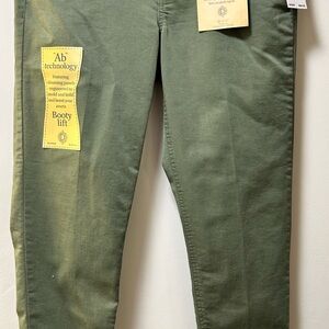 Democracy Women's Straight Leg Jeans - Olive Green